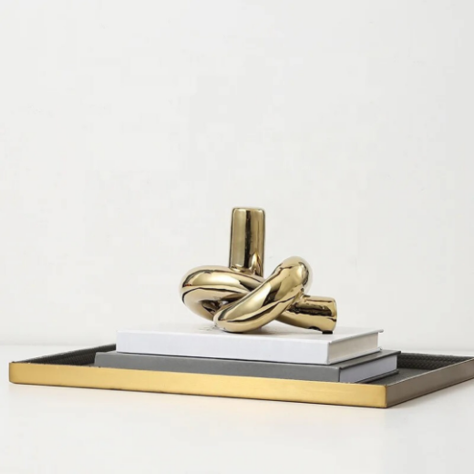 Picture of Grip Gold Centerpiece