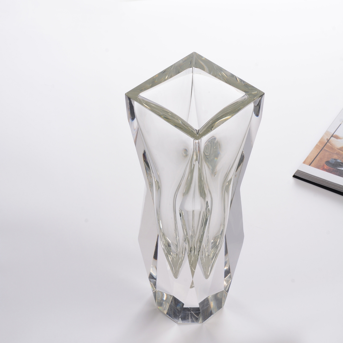 Picture of Tamara Vase Clear