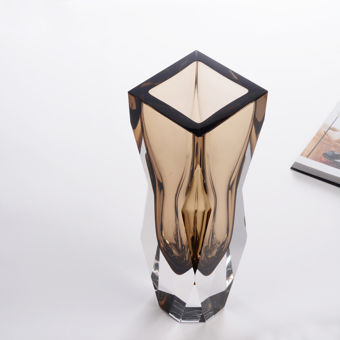 Picture of Tamara Vase Brown