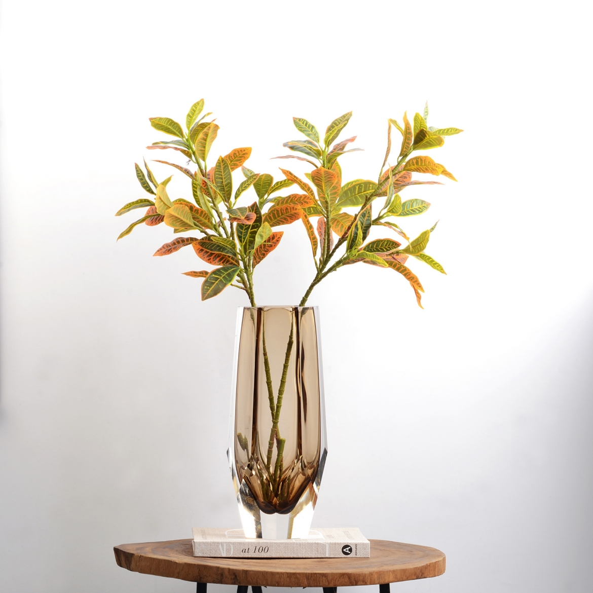 Picture of Daytona Vase Brown