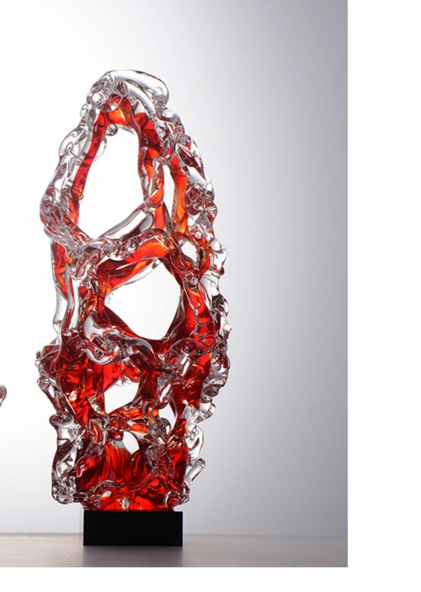 Picture of Goya Centerpiece Red