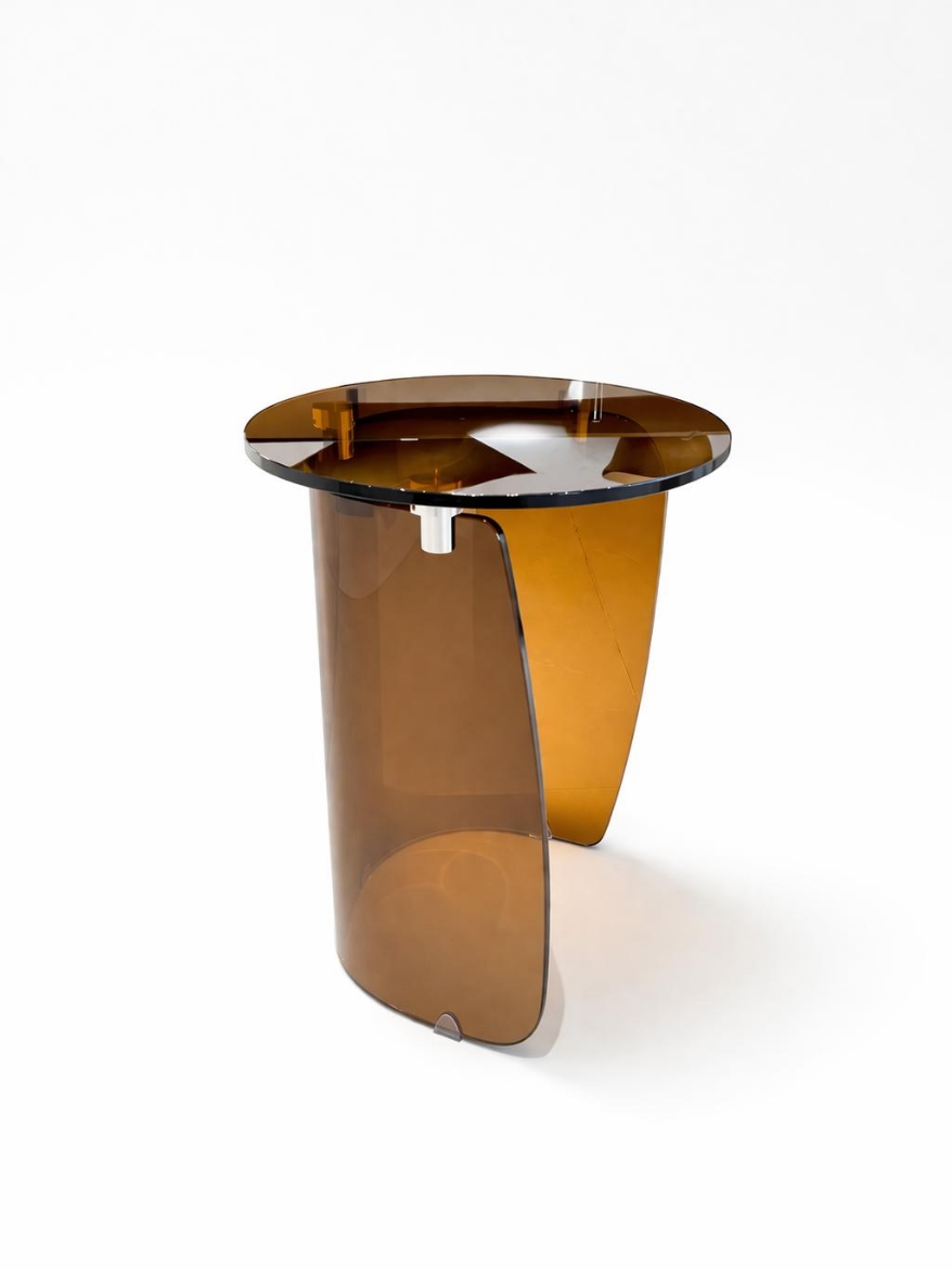 Picture of Osaka Serving Table Plain amber